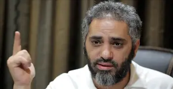تدهور حالته بالسجن.. نجل فضل شاكر يطالب بالعدالة والإنصاف لوالده