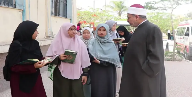  مصاريف برنامج شعبة القراءات وعلومها بنات جامعة الأزهر للمصريات والوافدات 