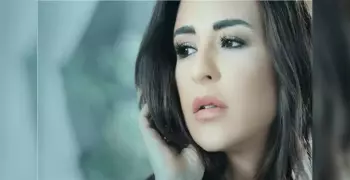ماجي بو غصن تدخل في حالة «صرع» بعد اكتشاف مقلب «رامز في الشلال»