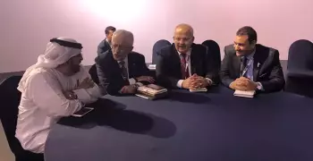 رئيس جامعة القاهرة يطالب بوضع قوانين رادعة لاستخدام مواقع التواصل الاجتماعي