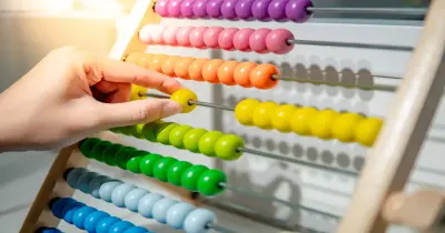 امتحانات كتاب الأضواء شهر نوفمبر رياضيات للصف الأول الابتدائي 2026 بالإجابات