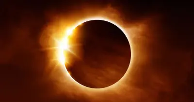 كسوف الشمس الأخير في 2025.. هل ستشهده مصر؟