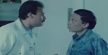 كيف نعى الزعيم عادل إمام وفاة الفنان فاروق الفيشاوي؟