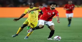 فتاة «عمرو وردة» المكسيكية تنشر رسائل جديدة تخص محمد صلاح