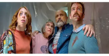 قصة فيلم أب أم أخت أخ.. عرضه في مهرجان الجونة بعدما هز قلوب العالم