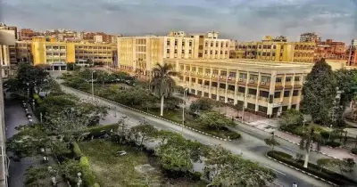 كيفية الالتحاق بشعبة اللغة الإنجليزية بكلية الحقوق جامعة الزقازيق 2026 2027