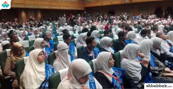 بعد تجاهلهم باحتفالية عيد العلم.. شيخ الأزهر يكرم أوائل الثانوية الأزهرية