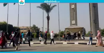 بالأغاني الوطنية.. استمرار فاعليات استقبال الطلاب بجامعة حلوان