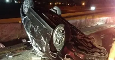 انقلبت بهم السيارة.. اللقطات الأولى لحادث الوفد القطري في شرم الشيخ