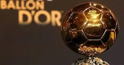 أين يعرض حفل الكرة الذهبية 2026 الليلة؟
