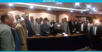 بالصور.. مجلس الجامعة يقدم الولاء لشيخ الأزهر ويدعم قراراته
