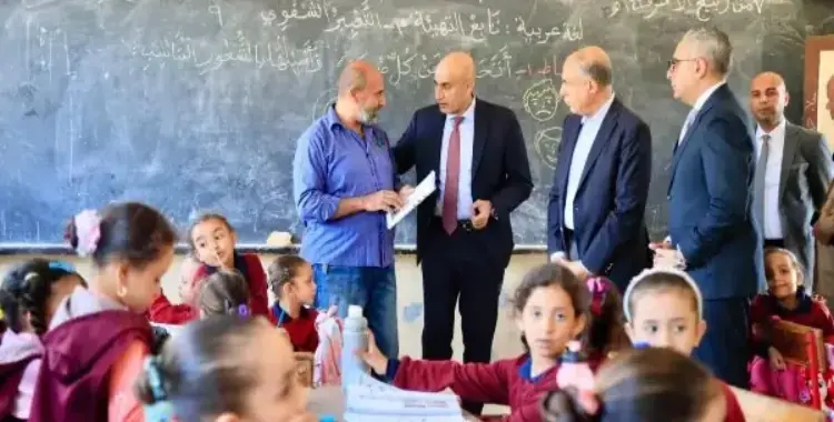  التربية والتعليم تعلن أخبار سارة بشأن حافز 1000 جنيه للمعلمين 