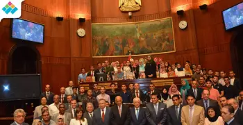 سبيكة ذهب وتابلت.. هدايا البرلمان لأوائل الثانوية العامة