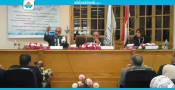 آداب عين شمس تطالب بعودة منصب وزير الإعلام