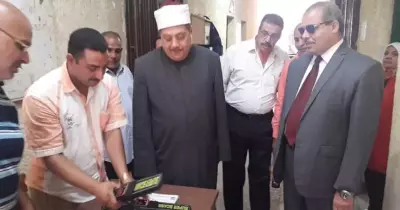 رئيس جامعة الأزهر يتفقد لجان امتحانات الثانوية الأزهرية في العباسية