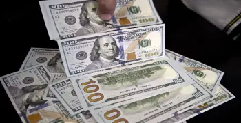 سعر الدولار مقابل الجنيه المصري اليوم الاثنين 13 أبريل.. الأخضر وصل كام؟