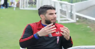 إكرامي يكشف ما دار مع مارتن يول عقب أزمة مباراة أسيك