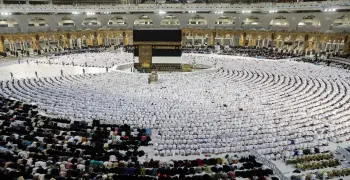 جدول أئمة الحرم المكي هذا الأسبوع من 9 إلى 15 جمادى الآخرة 1447 وقائمة المؤذنين