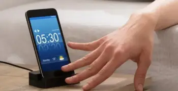 كيفية ضبط الساعة تلقائي بعد تطبيق التوقيت الشتوي