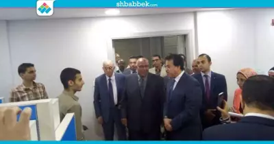 صور| وزير التعليم العالي يتفقد مدينة البحوث الإلكترونية