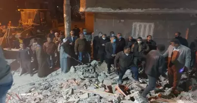 انتشال 9 ضحايا من تحت أنقاض عقار أسيوط المنهار