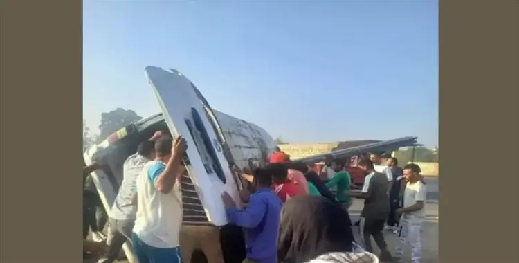  حادث أكتوبر اليوم.. 8 ضحايا في انقلاب ميكروباص فما السبب؟ 