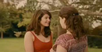 فيلم السهرة.. رومانسية وأكشن في «Tamara Drewe»