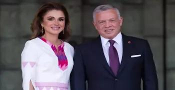 فيديو الملكة رانيا ومهاجمة مذيعة CNN على الهواء: معايركم مزدوجة