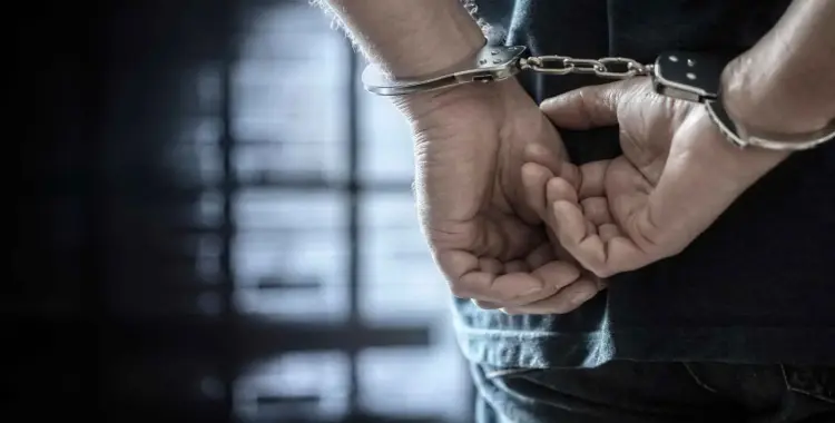  حبس مدير المدرسة الخاصة بشبين القناطر بعد تعرضه لطالبة.. اعترف بالجريمة 