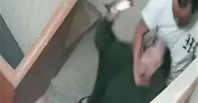 استغاثة سيدة بقرية رزنة بالشرقية من اعتداءات عائلة زوجها.. فيديو مروع