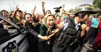 «الصين تقتل المسلمين».. آلاف التغريدات توثق ممارسات القمع ضد مسلمي الإيغور (صور وفيديوهات)