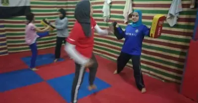 «هل يجوز للبنات لعب رياضة الكونغ فو؟».. دار الإفتاء تجيب (فيديو)