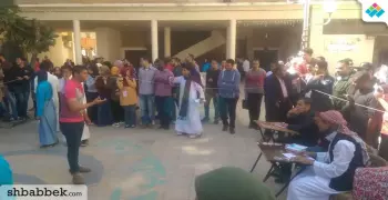 محاكاة لسوق عكاظ بآداب الإسكندرية (صور)