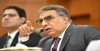 ما سبب وجود ميزان شخصي في سيارة محافظ الدقهلية؟