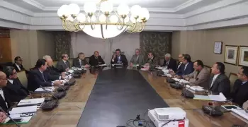 تشكل لجنة لتأهيل طلاب الجامعات في 12 تخصصا.. تعرف عليهم