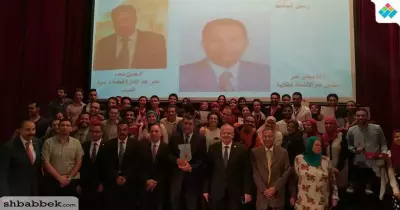 كلية الهندسة تحصد المركز الأول لمهرجان العروض الطويلة بجامعة القاهرة