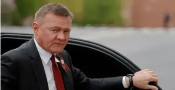 انتحار رومان ستاروفويت وزير النقل الروسي السابق بعد إقالته
