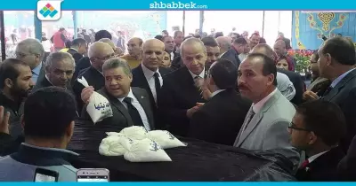 5 كليات تشارك في معرض المنتجات بجامعة بنها.. «بيض وخس ومشغولات يدوية»