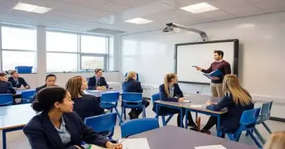 طلب تغيير المسمى الوظيفي للأخصائيين والمعلمين للعام الجديد 2026 2027