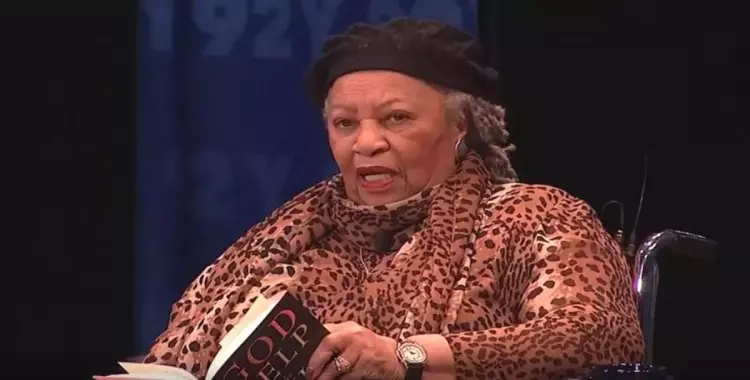  معلومات عن توني موريسون.. Toni morrison أول كاتبة سمراء تفوز بـ«نوبل» 