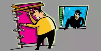 كيف تحمي بيتك من السرقة والاقتحام؟ علشان تنام وتسافر وانت مطمن (انفوجراف)