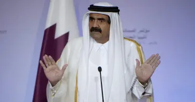 عمر الشيخ حمد بن خليفة آل ثاني كم سنة؟