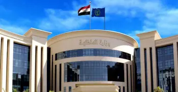 قرار وزير الداخلية بإبعاد 3 أجانب خارج البلاد لأسباب تتعلق بالصالح العام.. أحدهم سوري