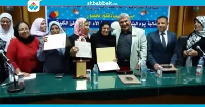 رحلتين عمرة.. هدية دار علوم القاهرة للأمهات المثاليات
