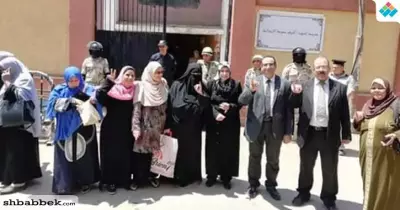 مشاركة جماعية لكلية طب بيطري بنها في الاستفتاء على التعديلات الدستورية