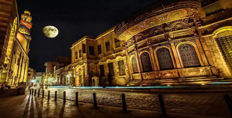  لو هتخرج مع خطيبتك في رمضان.. هتستمتعوا في الأماكن دي 