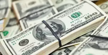 ارتفاع سعر الدولار في البنوك والسوق الموازي