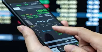فلوسك أمانة متضيعهاش.. مجلس الوزراء يوضح مخاطر المنصات غير المرخصة