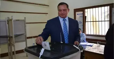 رئيس جامعة سوهاج يدلي بصوته في انتخابات رئاسة الجمهورية