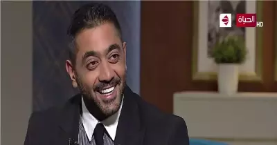 من هي زوجة أحمد فلوكس التي عملت له سحر أسود لتسخره لها